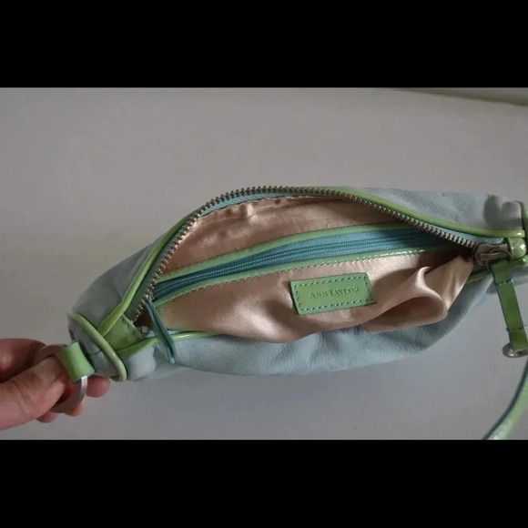 Ann Taylor small shoulder bag - Picture 4 of 6